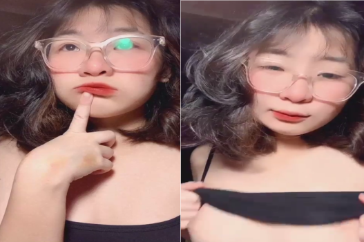 Nàng thiếu nữ hấp dẫn bởi khoảnh khắc mê hoặc